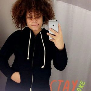 Meet your Posher, Diamond